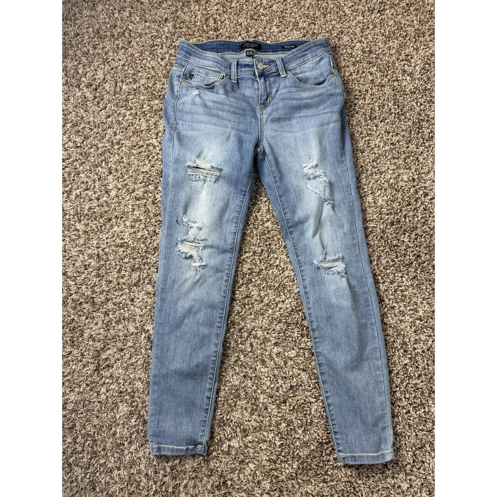 Judy Blue Skinny Fit Distressed Light Wash Denim Jeans JB82125 LT Women's Sz 29